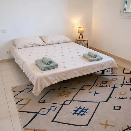 Daire T2 A 600 M - Clim - Parking - Balcon - Wi-fi *