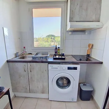 T2 A 600 M - Clim - Parking - Balcon - Wi-fi *