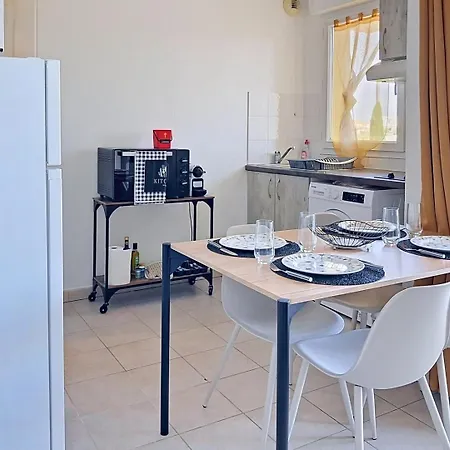 Daire T2 A 600 M - Clim - Parking - Balcon - Wi-fi